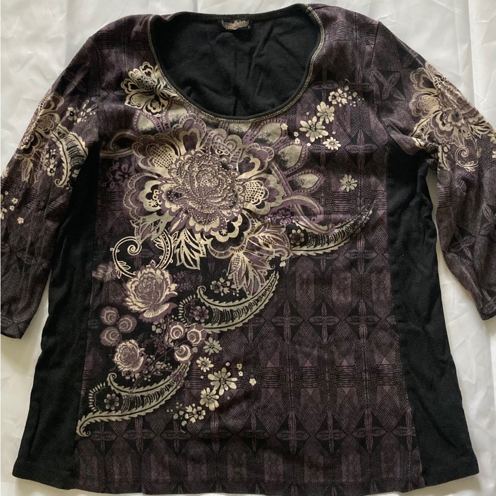 Vanilla Sugar Purple and Black Floral 3/4 sleeve Vintage